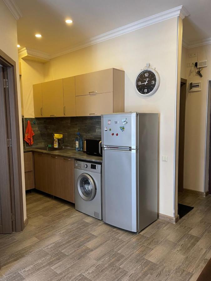 Apartments Kristo Батуми Экстерьер фото