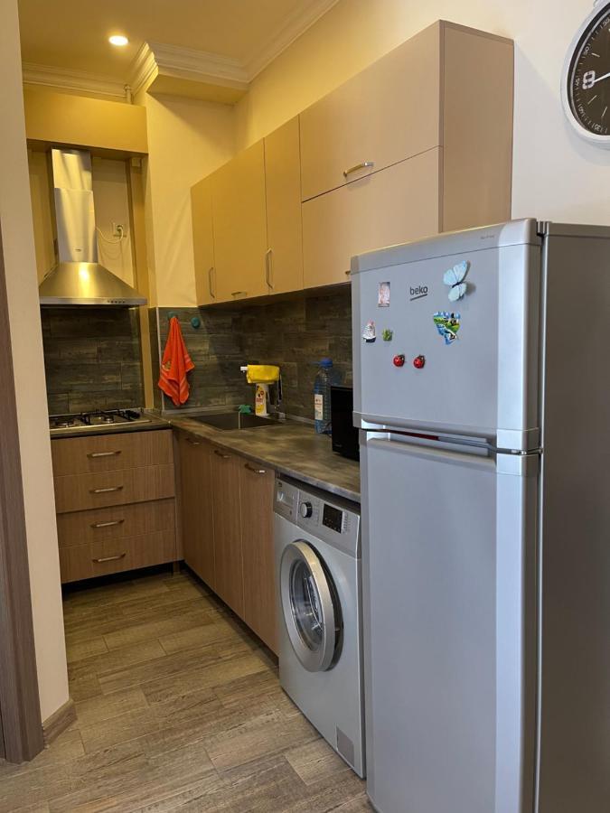 Apartments Kristo Батуми Экстерьер фото