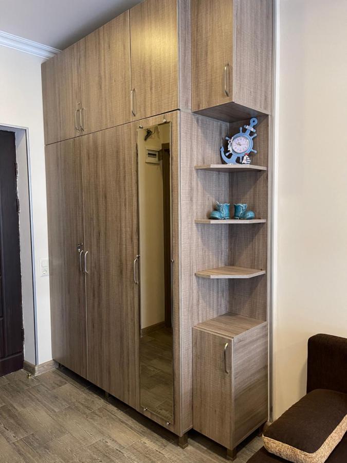 Apartments Kristo Батуми Экстерьер фото