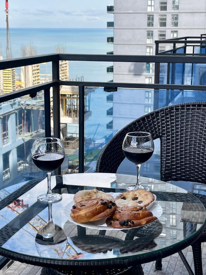Apartments Kristo Батуми Экстерьер фото