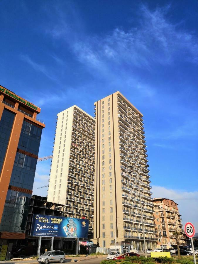 Apartments Kristo Батуми Экстерьер фото