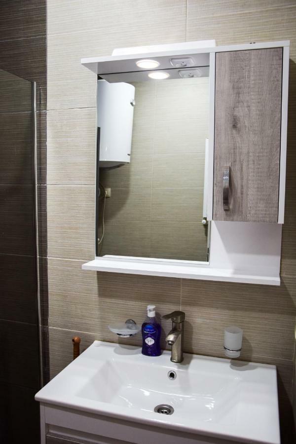 Apartments Kristo Батуми Экстерьер фото